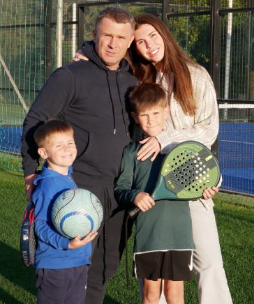 Dmytro Rebrov father Serhiy Rebrov with his wife Anna Robrova and children